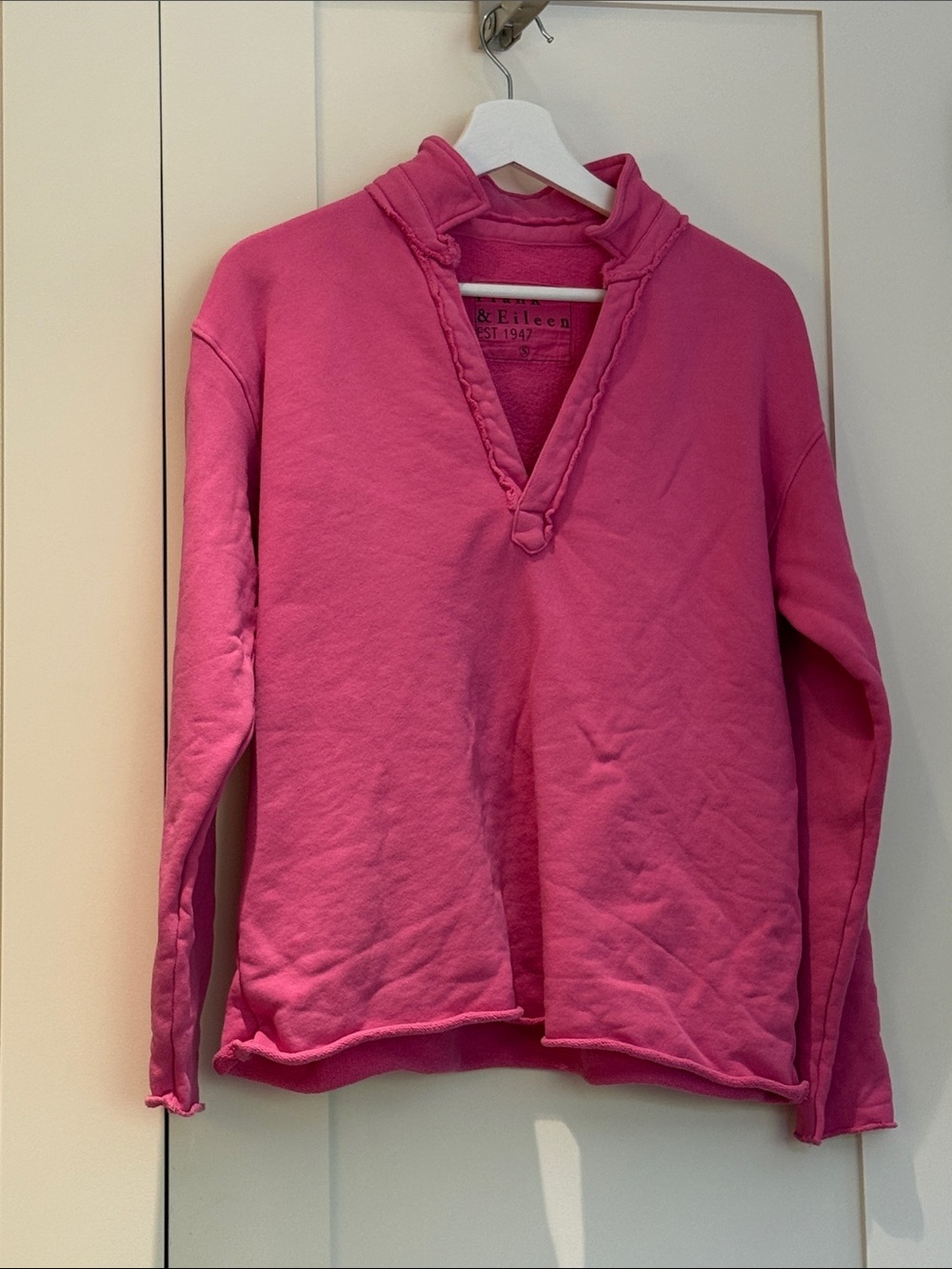 Frank & Eileen Hot Pink V-Neck Pullover